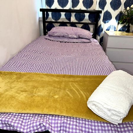 Excellent Double Rooms In Cheap Rate Around Central 伦敦 外观 照片
