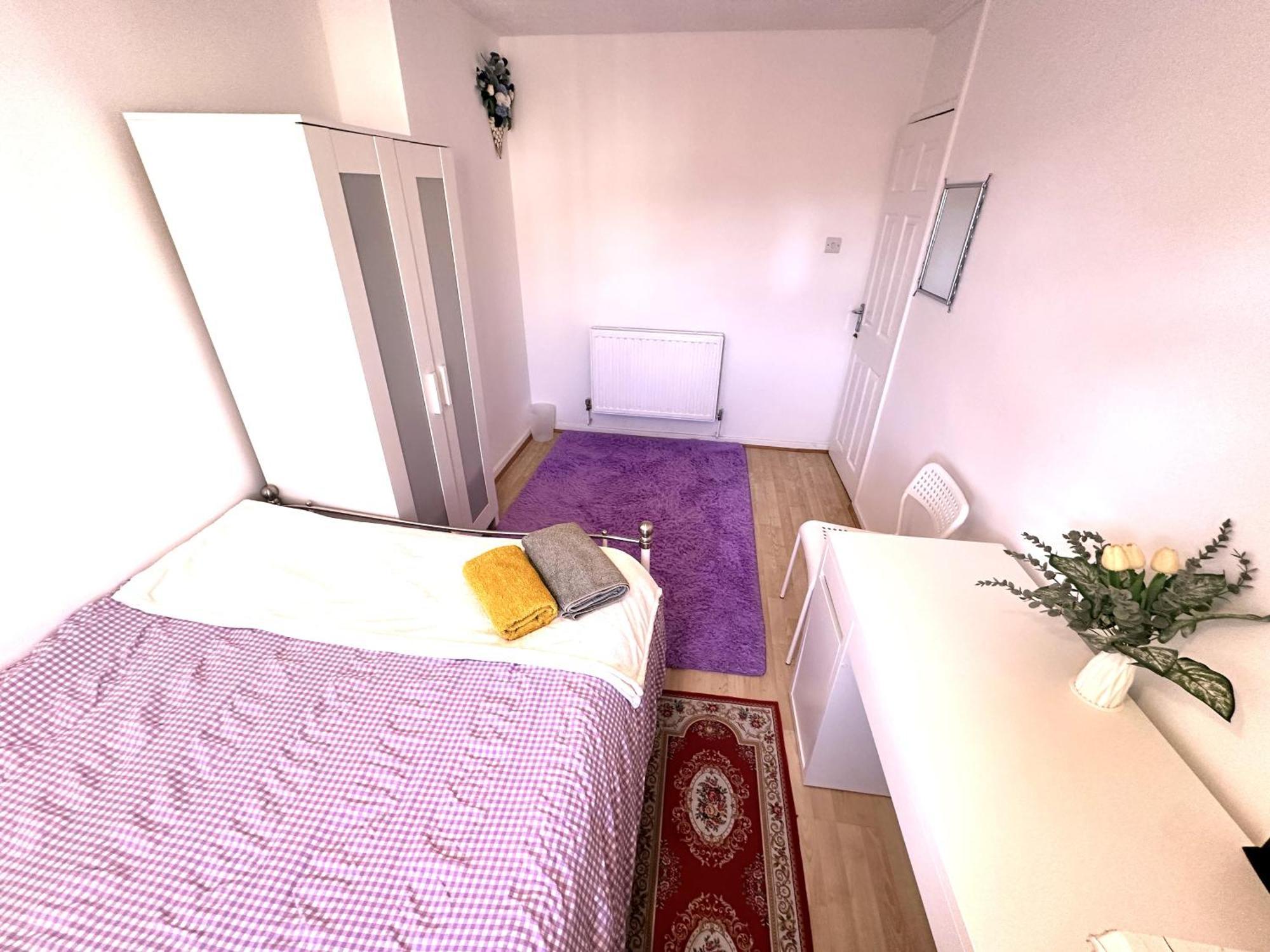 Excellent Double Rooms In Cheap Rate Around Central 伦敦 外观 照片