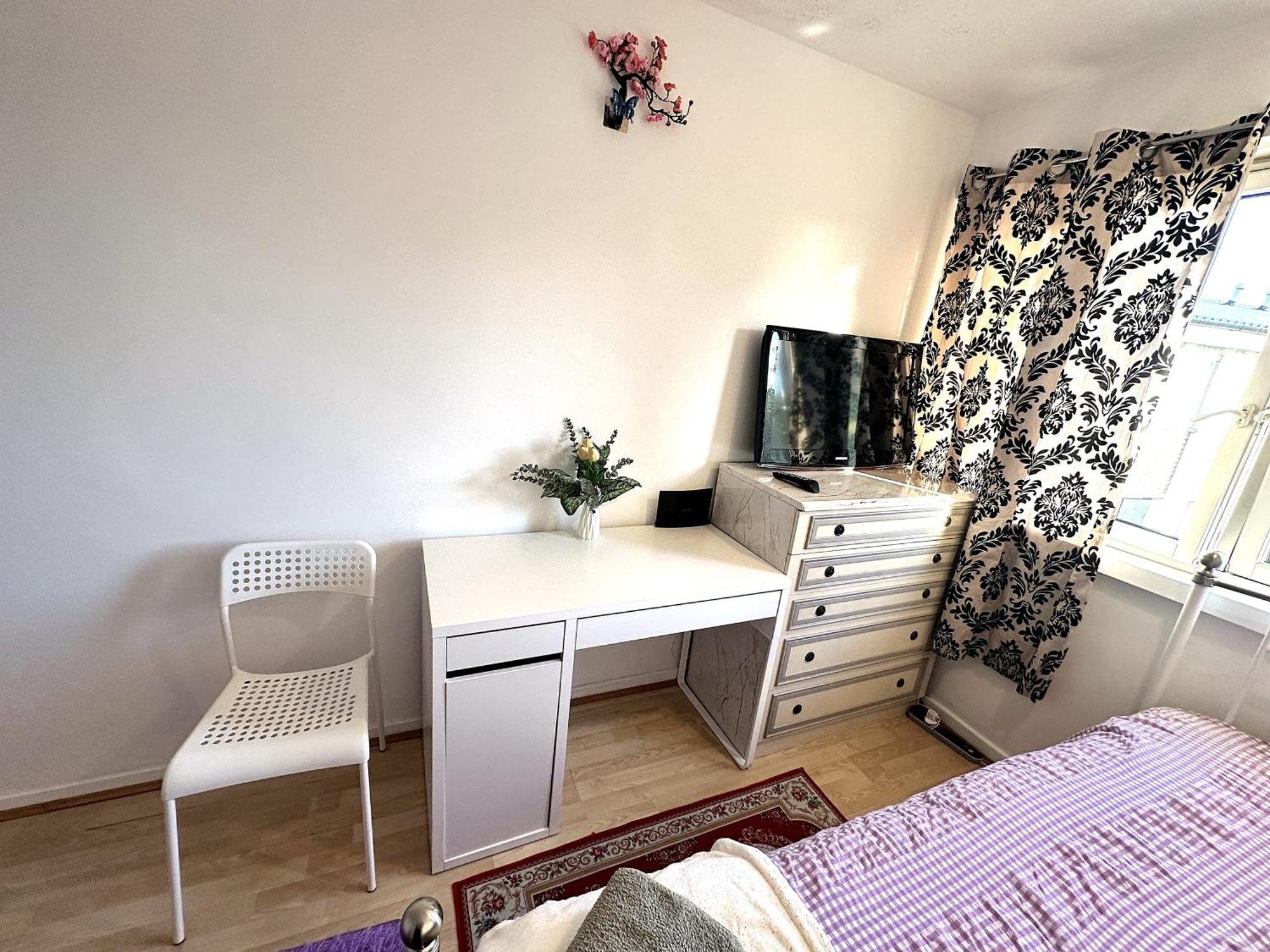 Excellent Double Rooms In Cheap Rate Around Central 伦敦 外观 照片